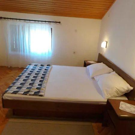 In 38122 Apartament *