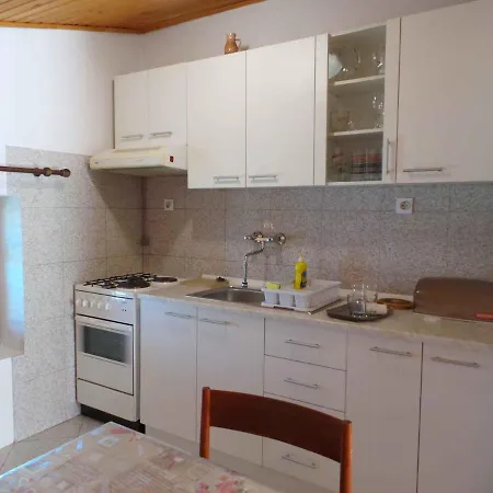 In 38122 Apartament Novi Vinodolski