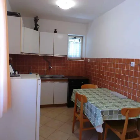 In 38122 Apartament Novi Vinodolski